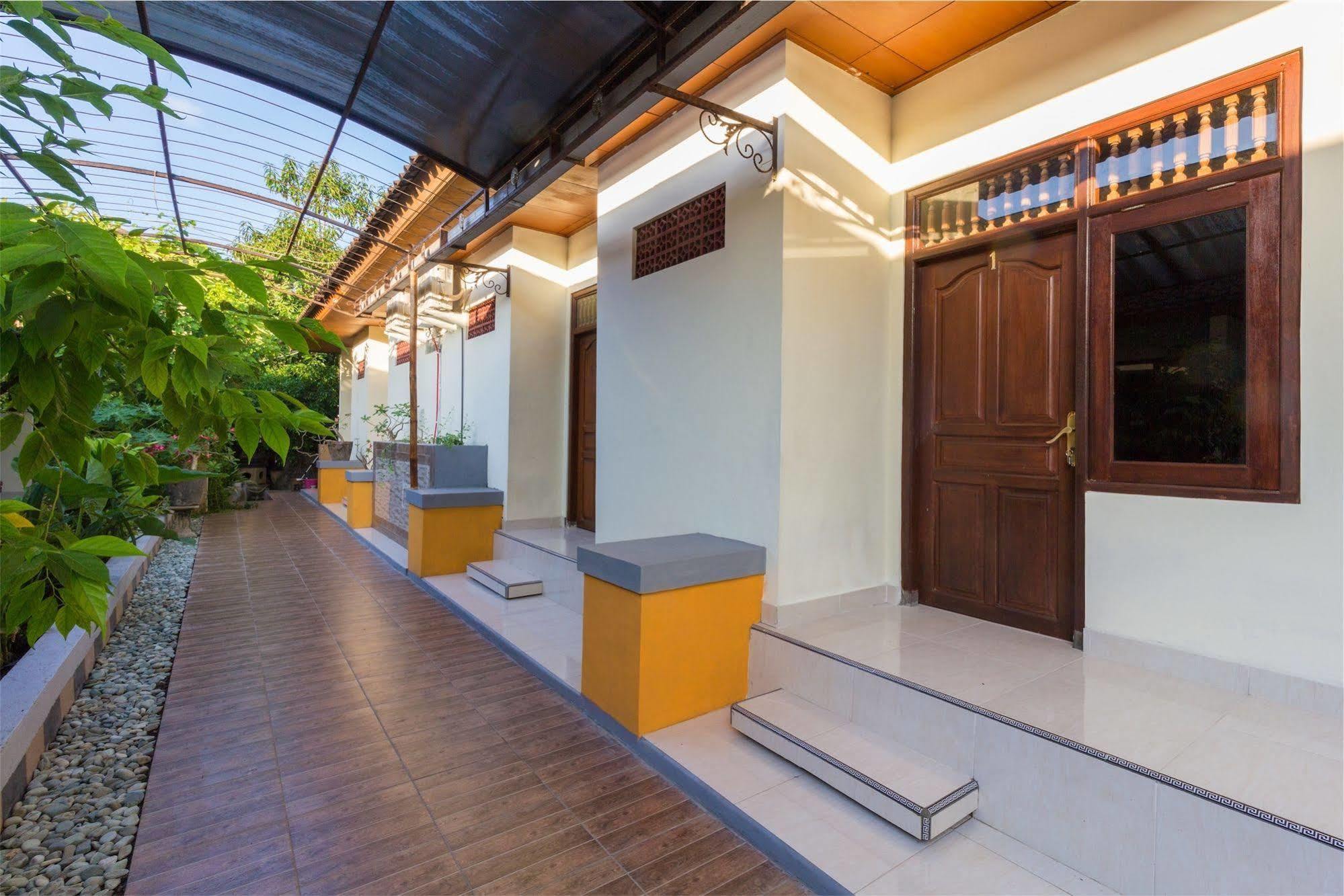 Reddoorz @ Sehati Raya Kuta Legian  Luaran gambar